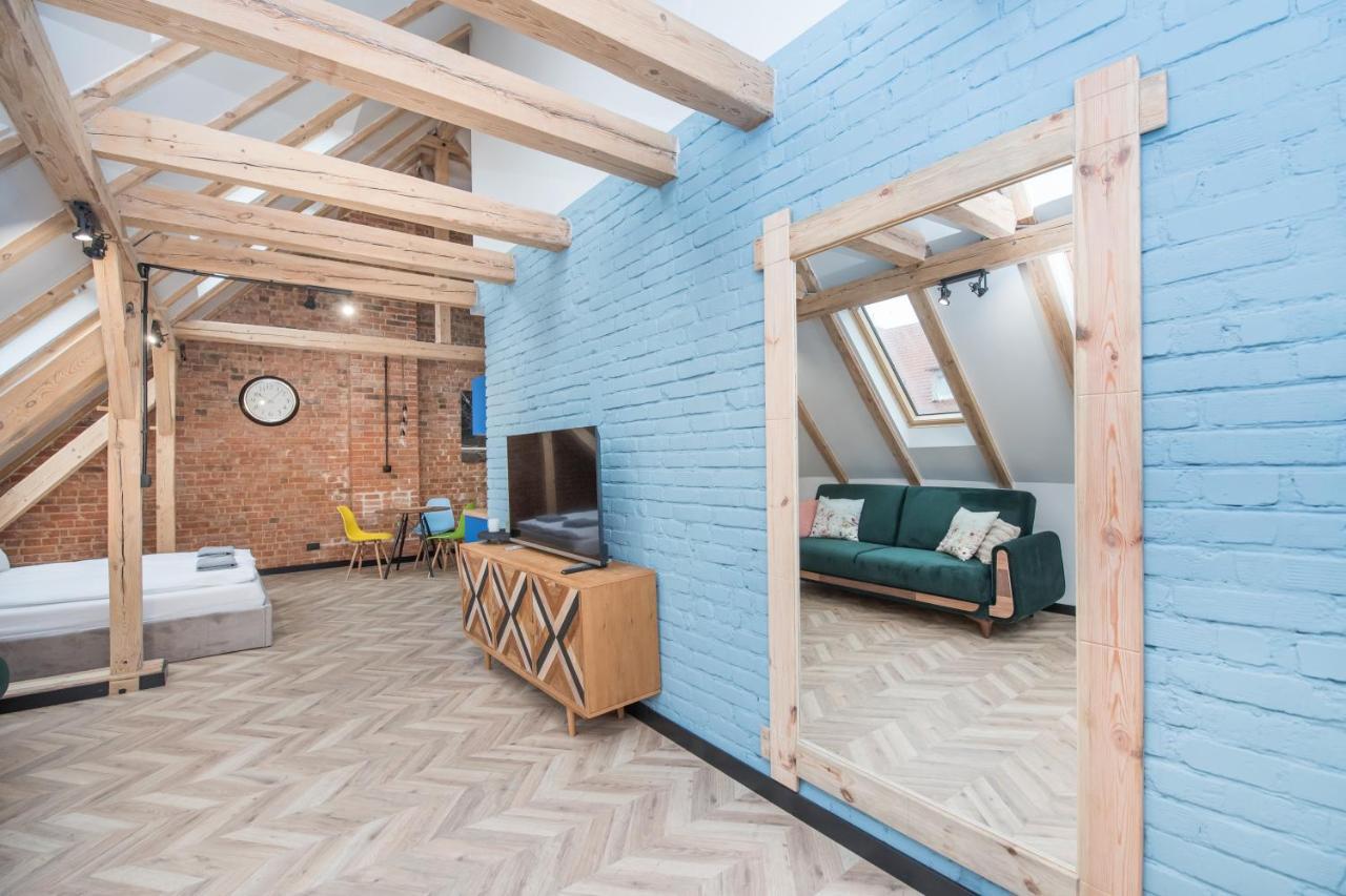 Wincentego Styczynskiego Apartment *
